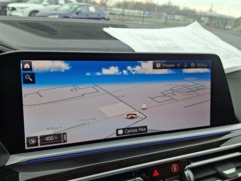 Used 2021 BMW X7 xDrive40i w/ Premium Package image 16