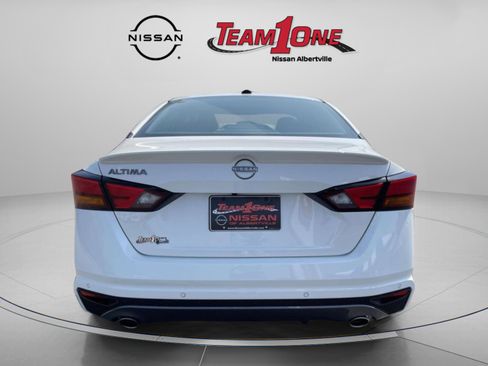 New 2026 Nissan Altima 2.5 SV FWD image 12