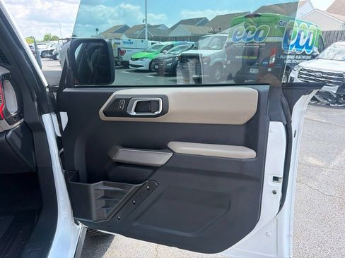 Used 2022 Ford Bronco Wildtrak AWD/4WD image 39