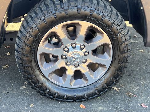 Used 2021 RAM 2500 Limited image 13