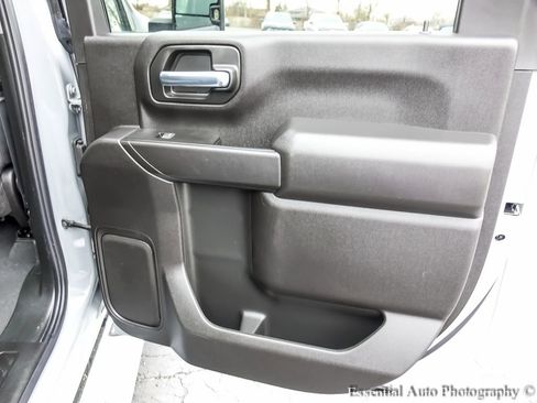 Used 2025 Chevrolet Silverado 2500 Custom w/ Custom Value Package AWD/4WD image 23