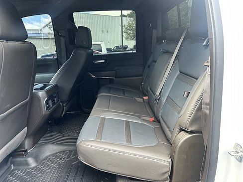 Used 2020 GMC Sierra 2500 Denali w/ Denali Ultimate Package AWD/4WD image 12