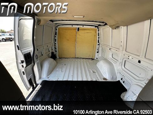 Used 2003 Chevrolet Astro RWD image 8