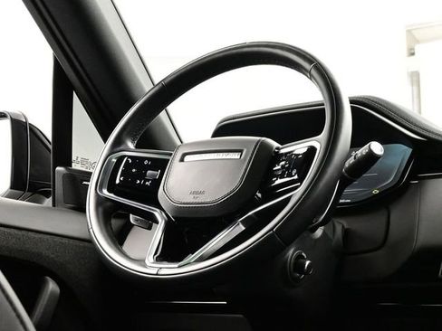 Used 2023 Land Rover Range Rover Sport SE image 18
