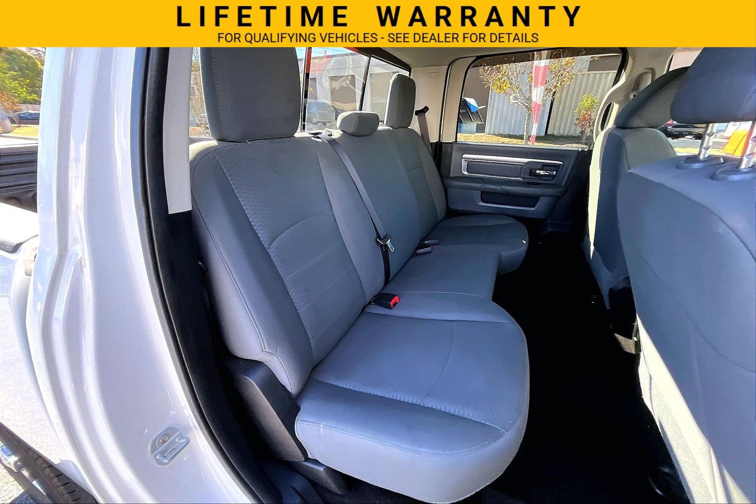 Used 2015 RAM 2500 SLT AWD/4WD image 23