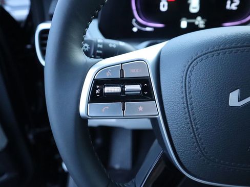 New 2025 Kia Telluride S image 29