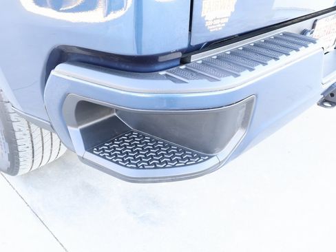 Used 2021 Chevrolet Silverado 1500 Custom image 24