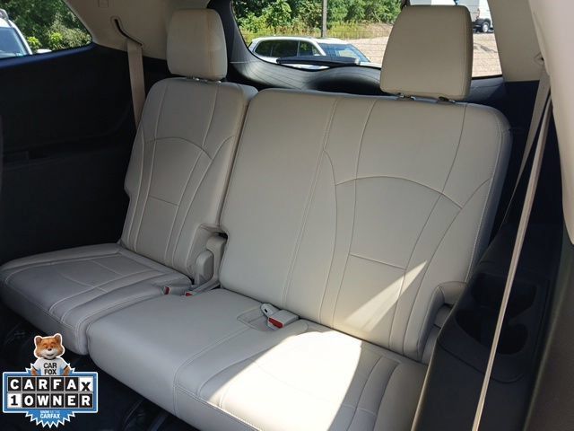Used 2023 Buick Enclave Essence w/ Experience Buick Package AWD/4WD image 15