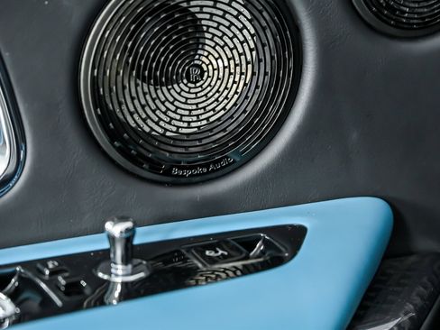 Used 2023 Rolls-Royce Cullinan Black Badge w/ Driver's Package image 19