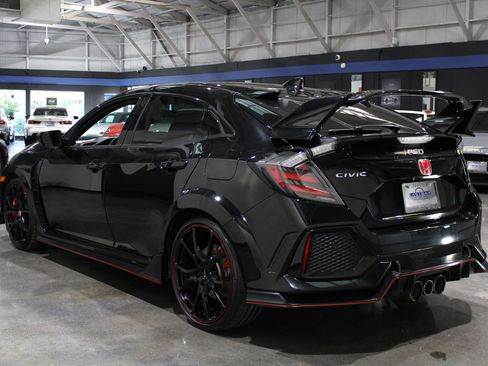 Used 2019 Honda Civic Type R image 14