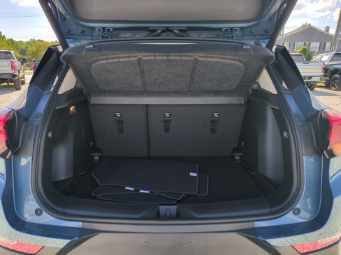 Certified 2024 Buick Encore GX Preferred AWD/4WD image 29