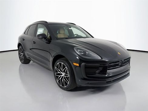 New 2026 Porsche Macan Turbo image 31