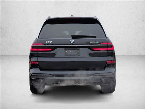 New 2026 BMW X7 xDrive40i image 8