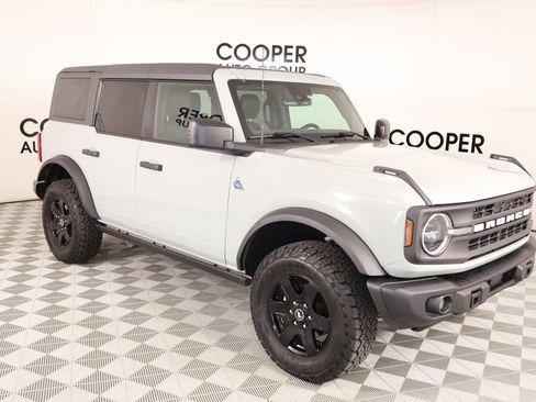 Used 2024 Ford Bronco Black Diamond AWD/4WD image 1