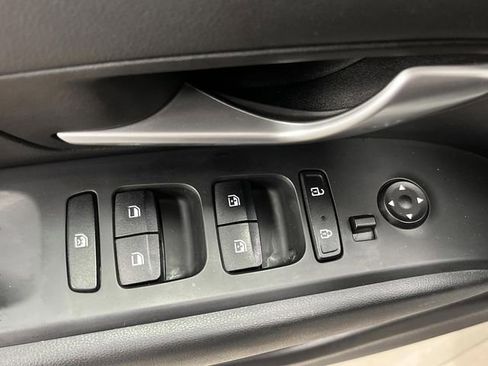 Used 2023 Hyundai Santa Cruz SEL image 28