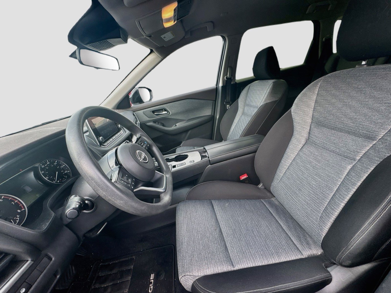 Used 2023 Nissan Rogue SV FWD image 20