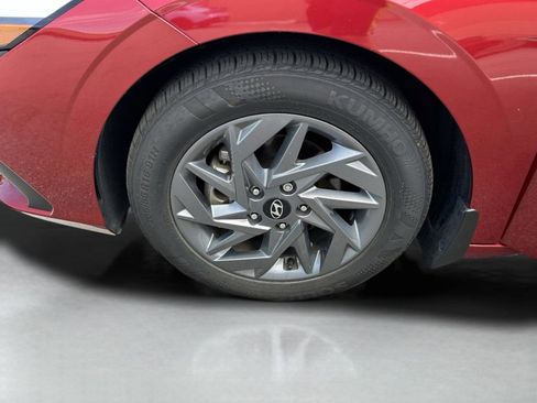 Certified 2024 Hyundai Elantra SEL FWD image 35