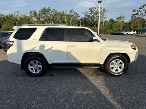 Used 2016 Toyota 4Runner SR5 RWD image 15