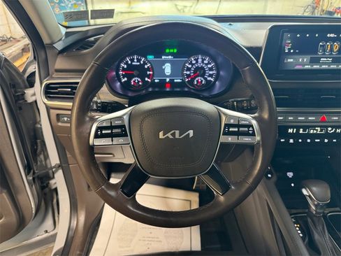 Used 2022 Kia Telluride SX w/ Nightfall Edition Package image 15