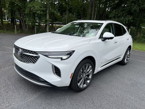 Used 2021 Buick Envision Avenir w/ Technology Package II image 7