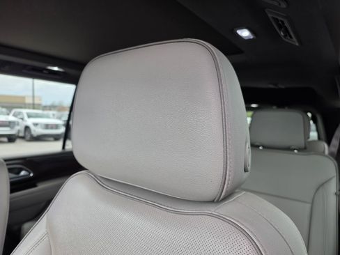 Used 2022 GMC Yukon SLT w/ SLT Premium Package AWD/4WD image 21