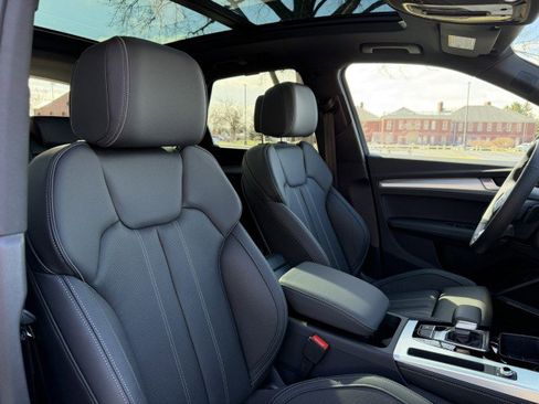 Certified 2025 Audi Q5 2.0T Premium Plus w/ Premium Plus Package image 30