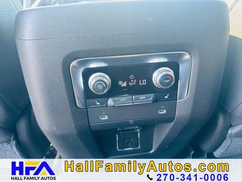 Used 2021 GMC Yukon Denali RWD image 24