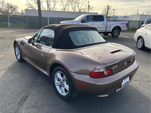 Used 2001 BMW Z3 2.5i image 3