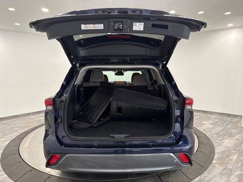Used 2021 Toyota Highlander Limited image 76