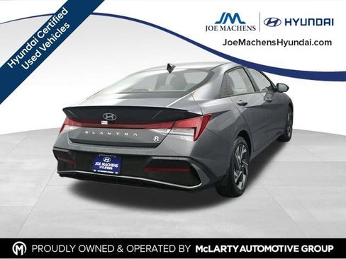 Used 2025 Hyundai Elantra Sport FWD image 9