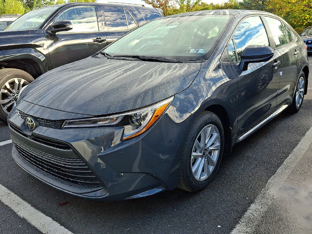 New 2027 Toyota Corolla LE w/ LE Premium Package FWD image 3