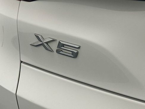 Used 2023 BMW X5 xDrive40i w/ Climate Comfort Package image 19