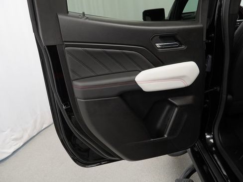 Used 2024 GMC Canyon AT4X w/ AT4X AEV Edition AWD/4WD image 28