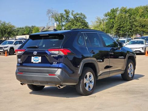 Used 2025 Toyota RAV4 XLE w/ Convenience Package AWD/4WD image 7