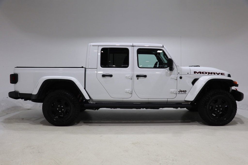 Used 2023 Jeep Gladiator Mojave w/ Trailer Tow Package AWD/4WD image 9