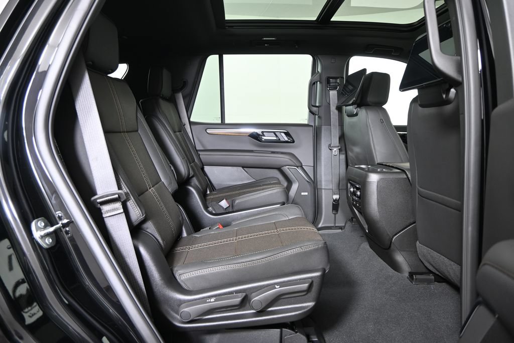 New 2026 Chevrolet Tahoe High Country AWD/4WD image 16