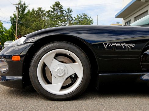 Used 1995 Dodge Viper RT/10 image 68