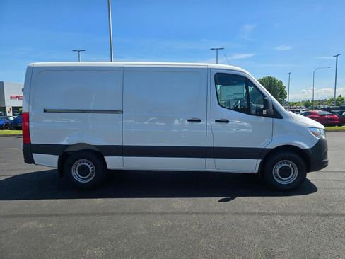 New 2026 Mercedes-Benz Sprinter 2500 image 45