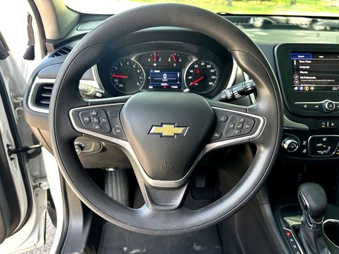 Used 2023 Chevrolet Equinox LT FWD image 14
