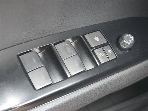 Certified 2025 Toyota Camry SE image 13