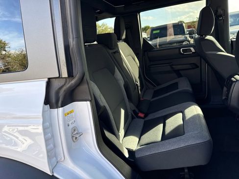 Used 2025 Ford Bronco Big Bend image 27