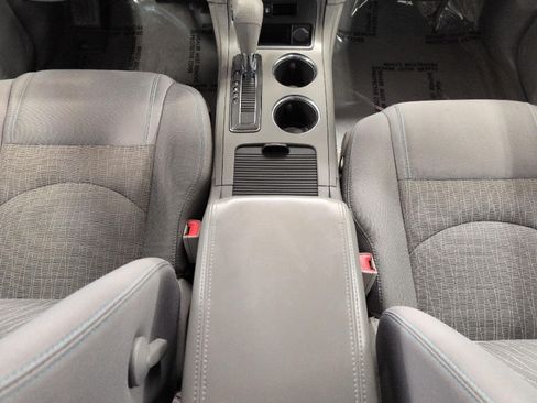 Used 2014 Chevrolet Traverse LS FWD image 16