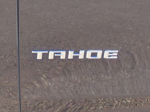 Used 2021 Chevrolet Tahoe Premier w/ Premium Package image 11