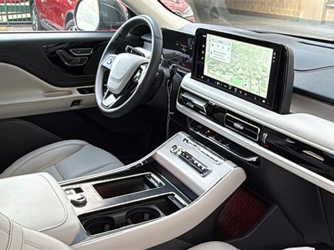 New 2026 Lincoln Aviator Reserve image 5