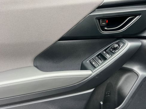 Used 2024 Subaru Crosstrek 2.0i Premium image 12