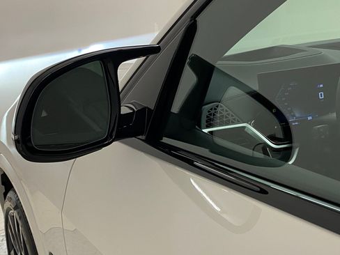 Used 2026 BMW X5 M60i image 22