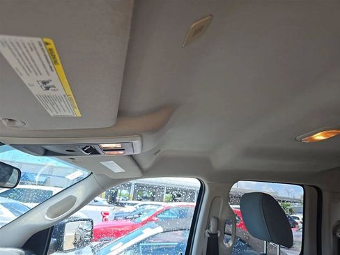 Used 2017 RAM 1500 Classic SLT RWD image 20