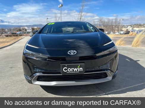 Used 2023 Toyota Prius XLE image 2