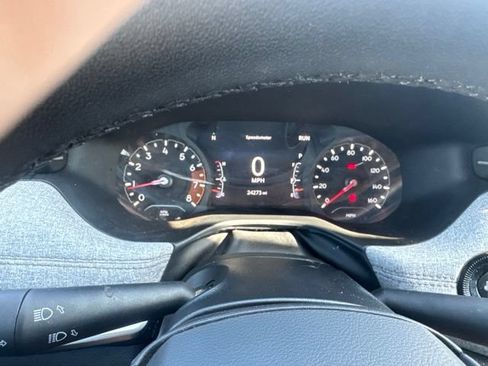 Used 2024 Jeep Compass Latitude AWD/4WD image 10