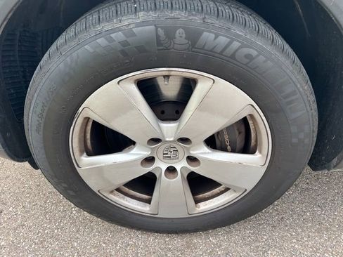 Used 2021 Porsche Cayenne image 8